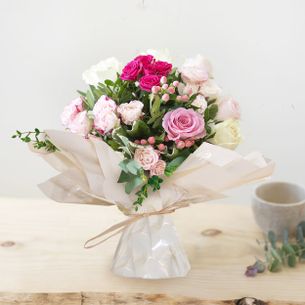 Bouquet de roses Vanille fraise & Bulle d'eau Anniversaire