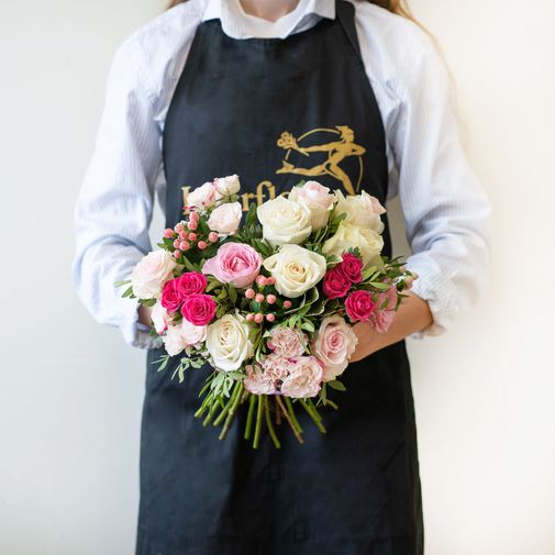 Bouquet de fleurs Vanille fraise et son vase offert